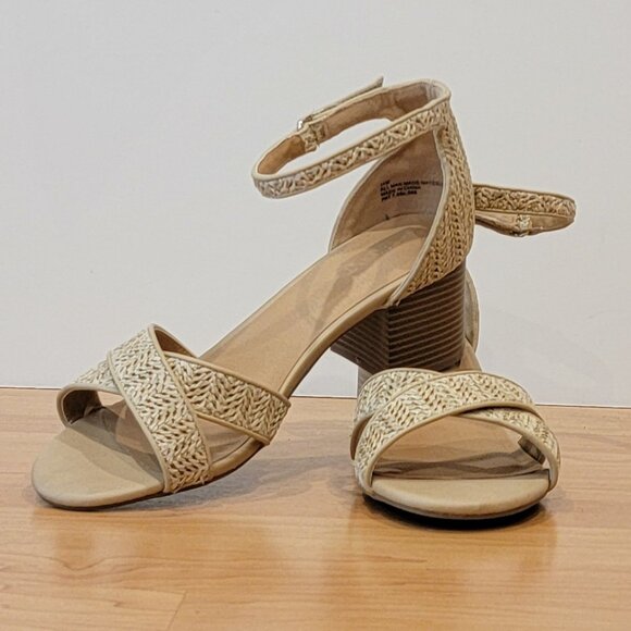NWT Lane Bryant Raffia Sandals with Ankle Straps - 11W - Picture 2 of 7